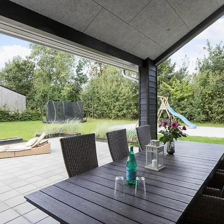 8838-glesborg-strandvejen-50-d *