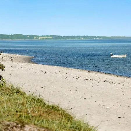 8838-glesborg-strandvejen-50-d *